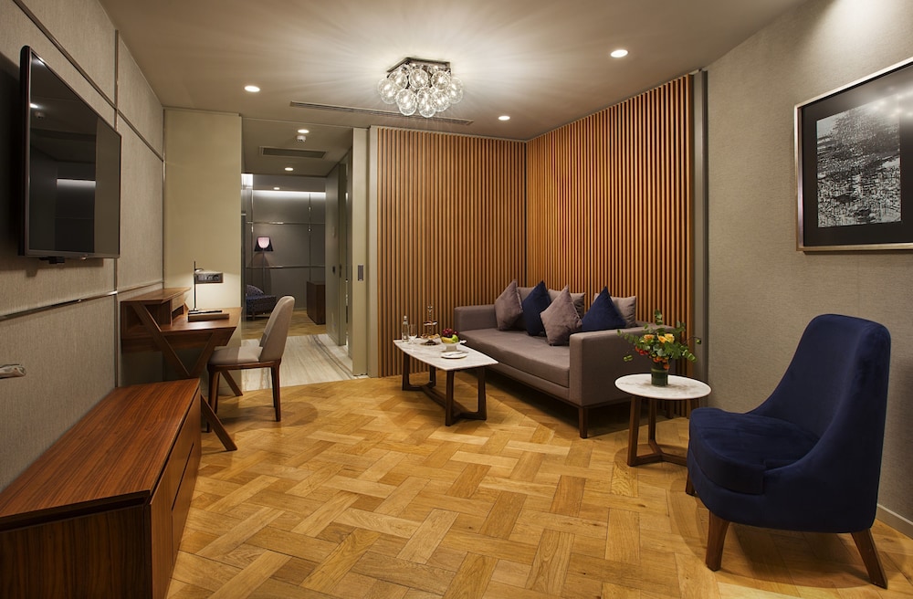 FER HOTEL 58/71