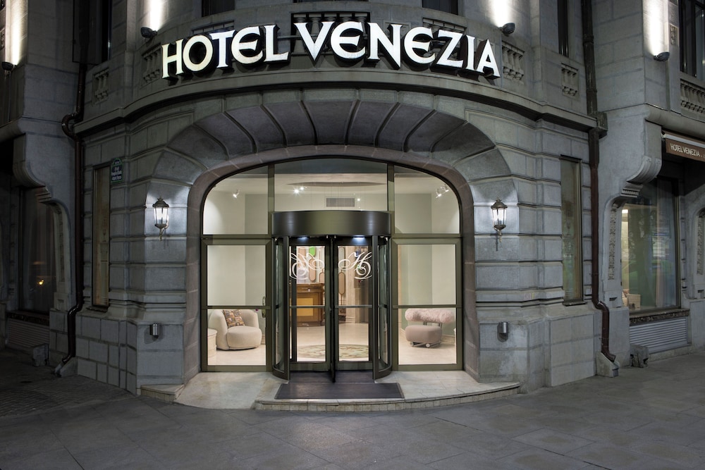 Zeus Essence Bucharest Venezia 5/64