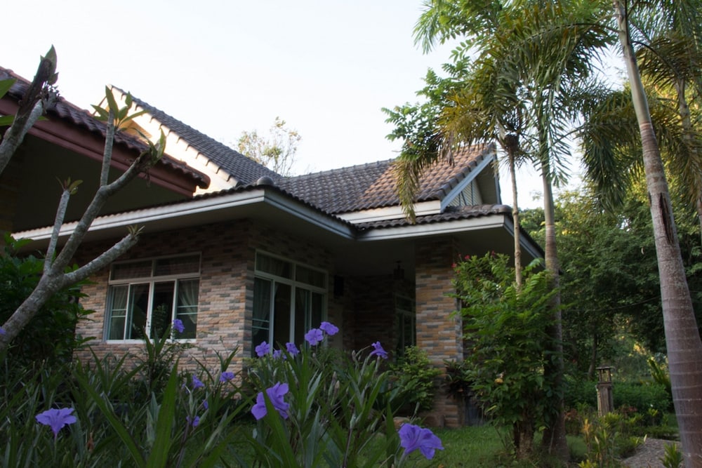 Baanplaidoi Resort 5/61