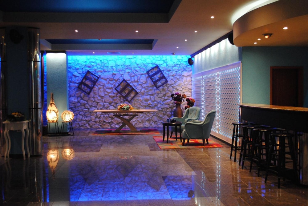 Hotel Mercury 4/46