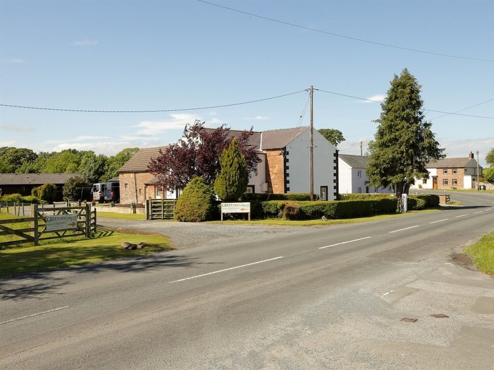 Green View Lodges 46/55