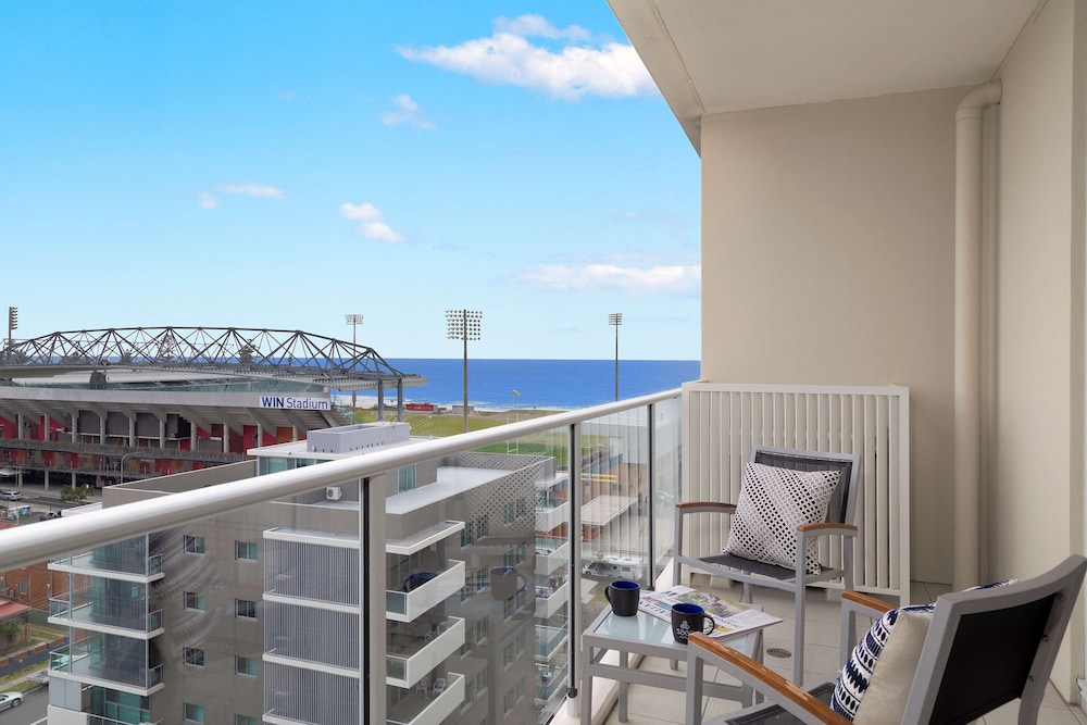 Sage Hotel Wollongong 43/75