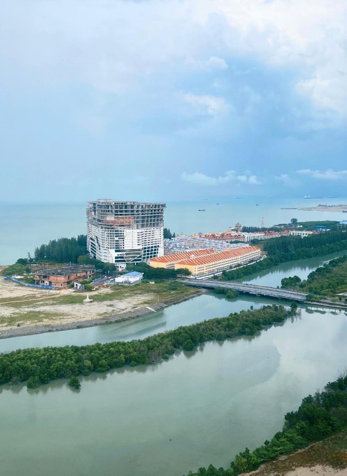 imperio residences by lets stay 49/53