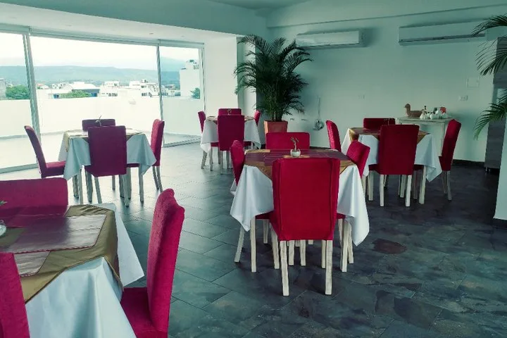 Hotel Massay 7/10
