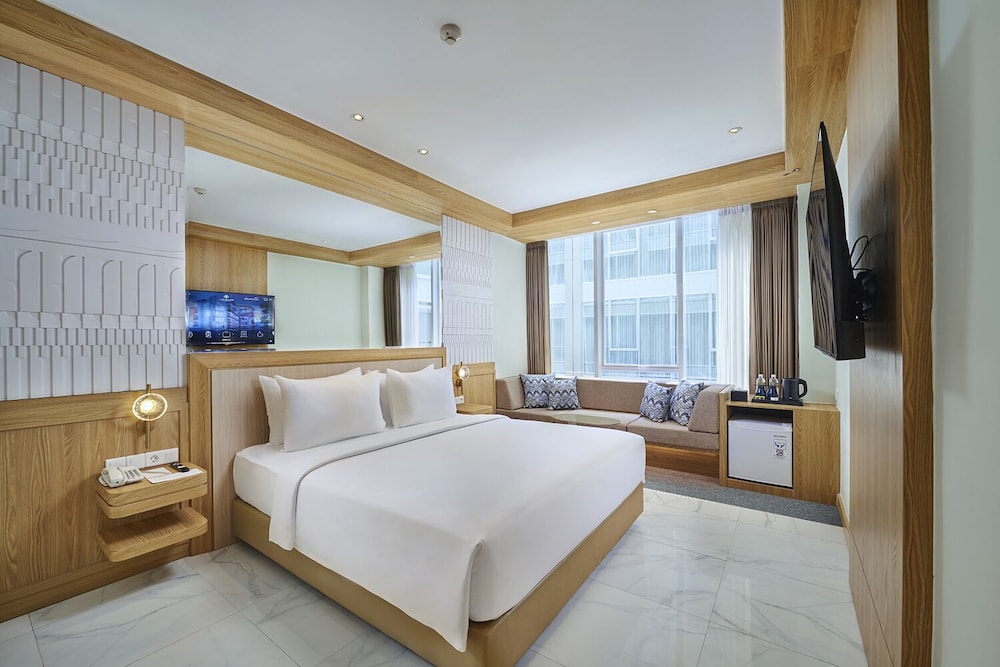 Golden Hill by Golden Tulip 20/38