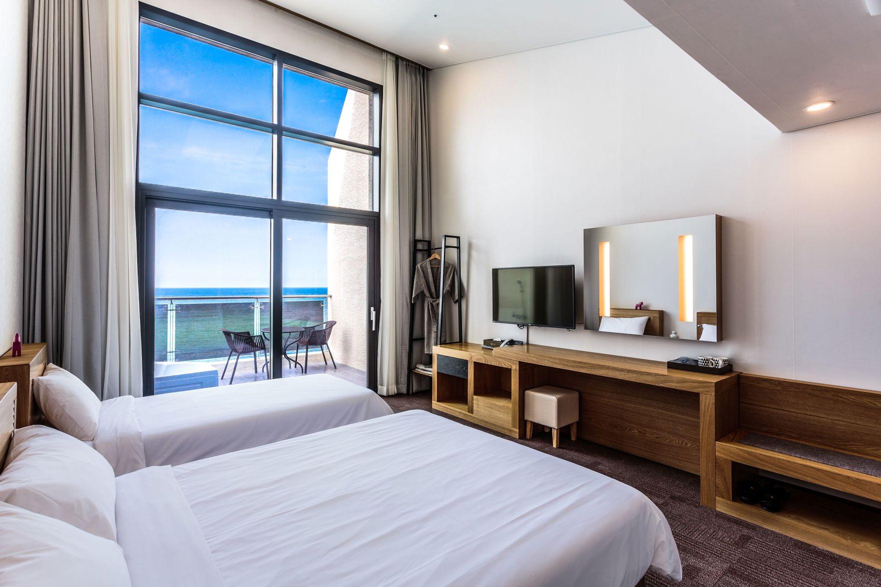 Ocean, Single Bed