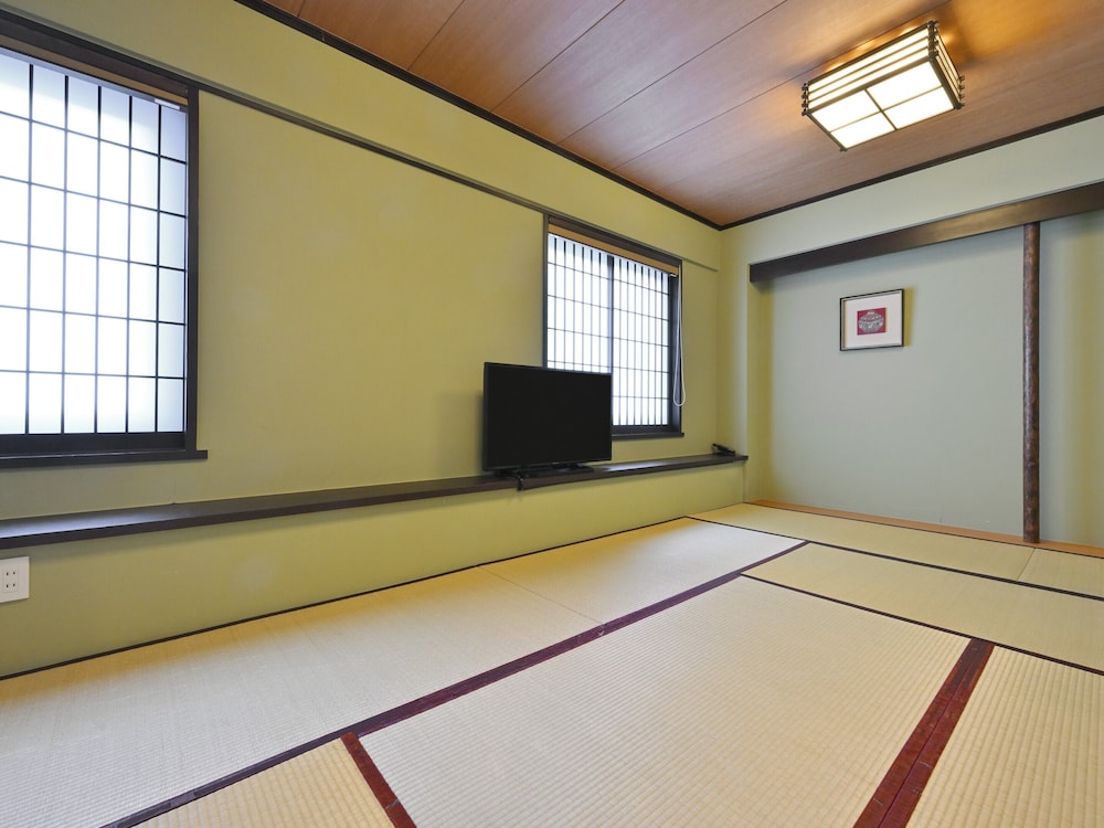 TAKAMATSU KOKUSAI HOTEL 62/65