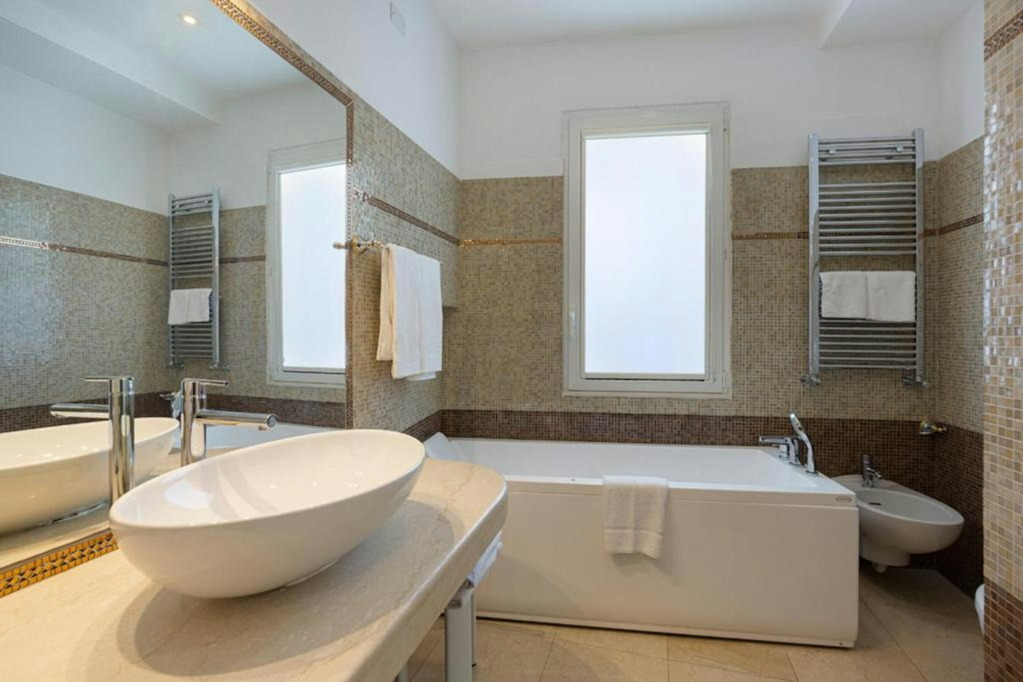 Grand Hotel Mediterranee 62/64