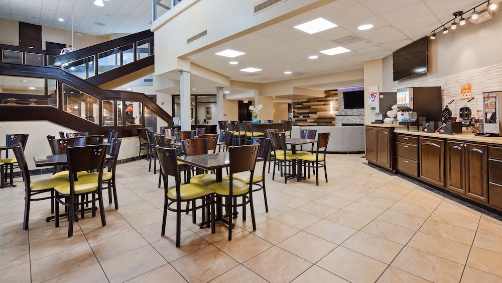 SureStay Plus By Best Western Lubbock Medical Center 34/42
