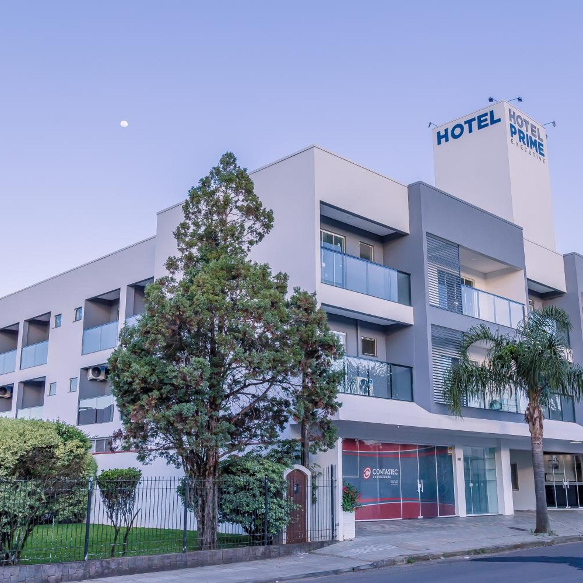 Hotel Prime Executive 3/42