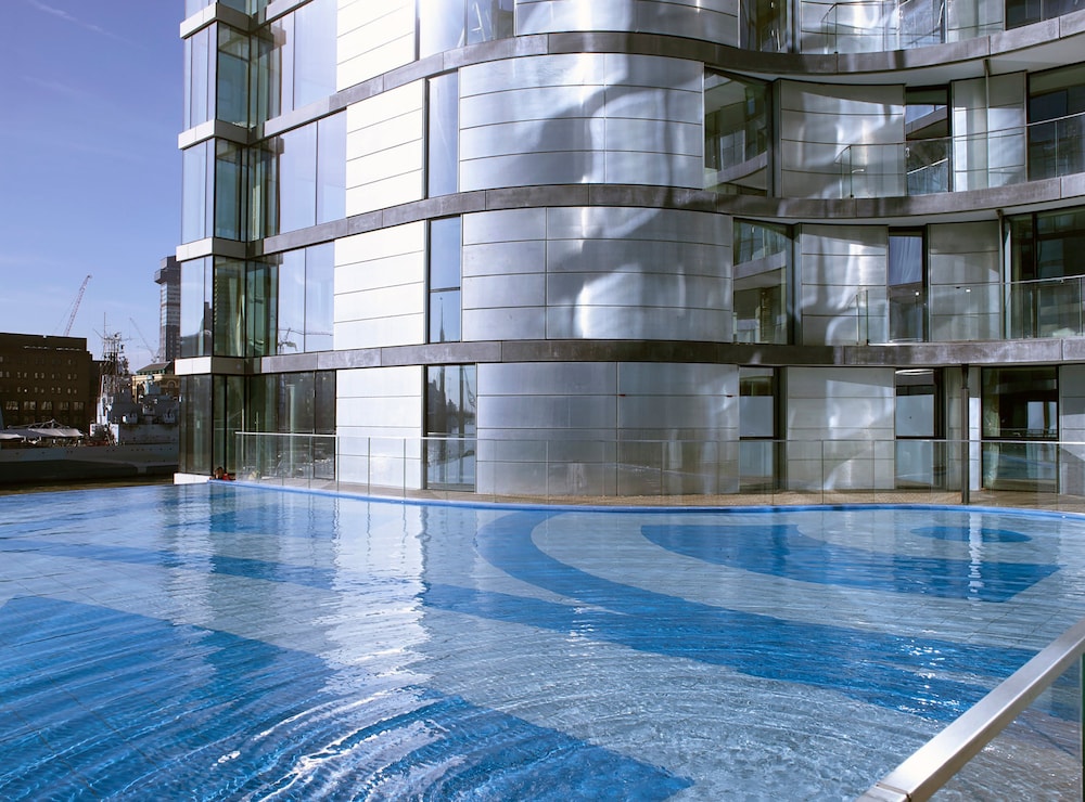 Cheval Three Quays 2/56