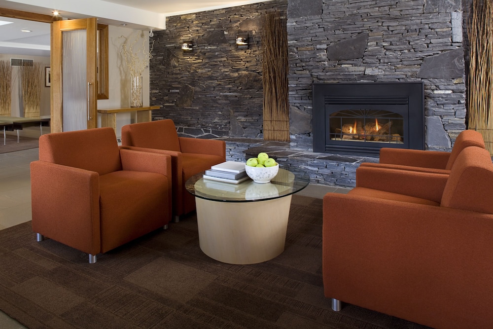 Banff Aspen Lodge 38/58
