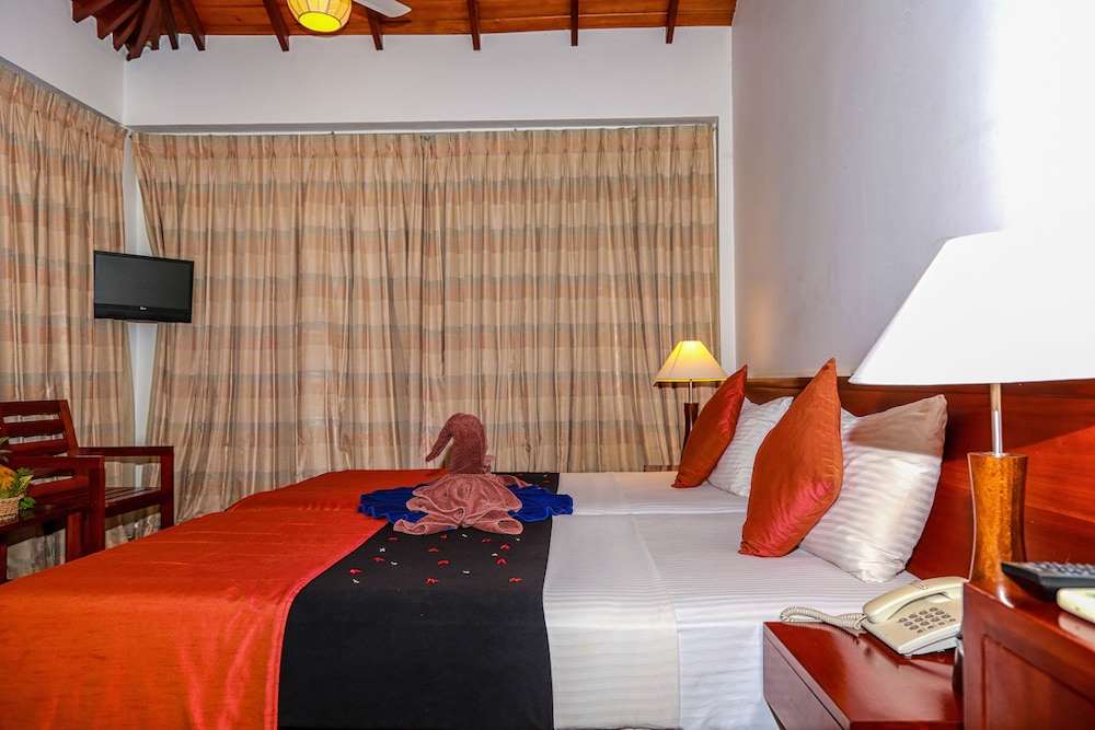 Pelwehera Village Resort 10/50