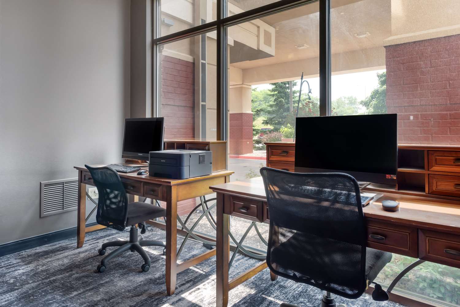 Best Western Plus Eau Claire Conference Center 56/62