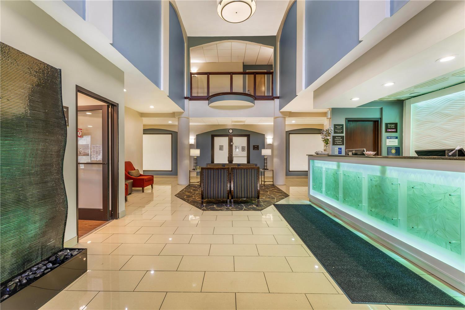 Lobby at Best Western Joliet Inn & Suites, JOLIET - IL