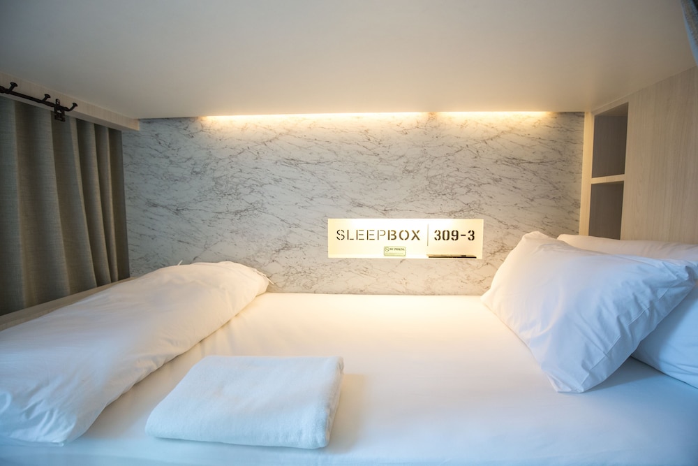 Sleepbox Sukhumvit 22 34/62