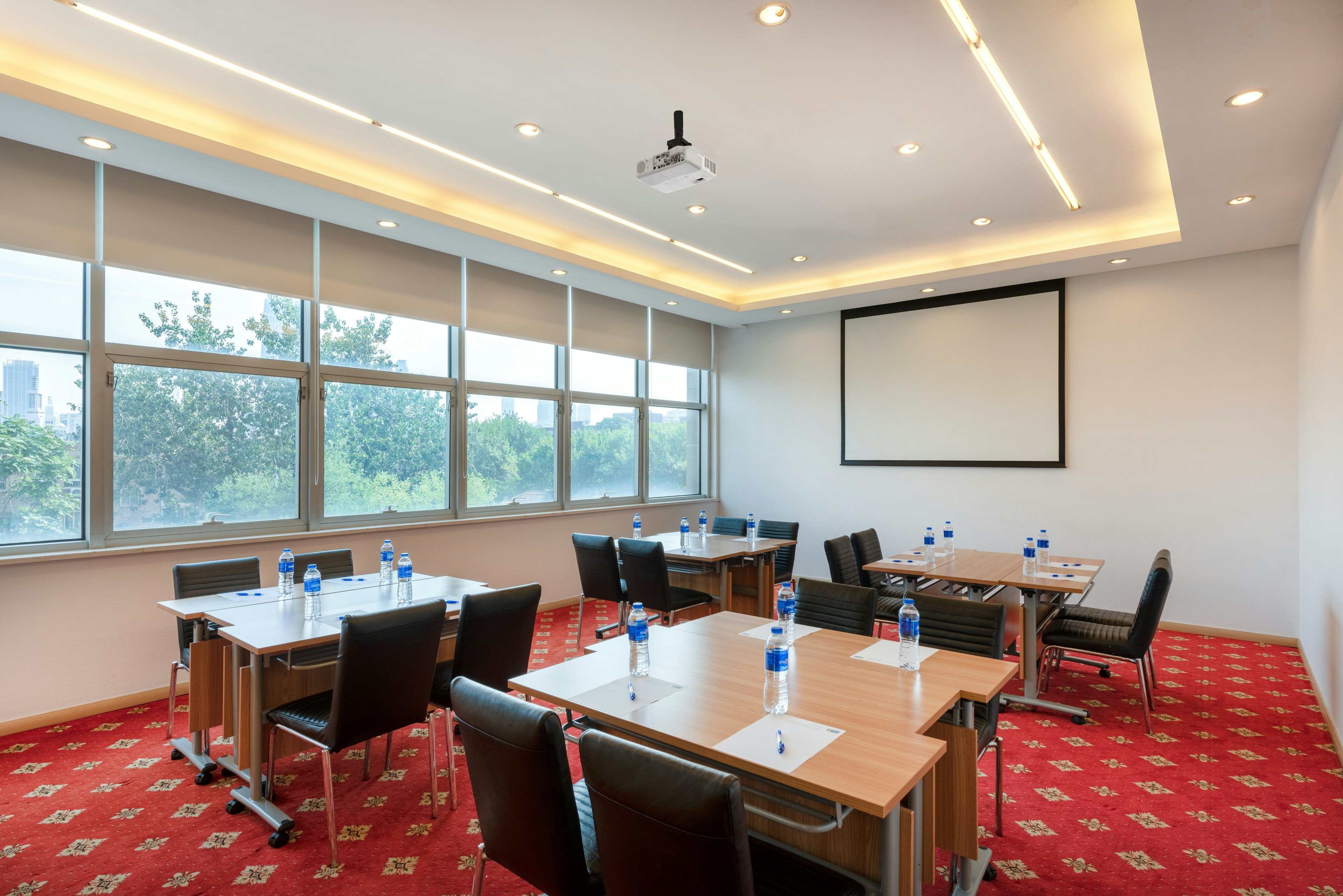HOLIDAY INN EXPRESS TIANJIN HEPING 13/19
