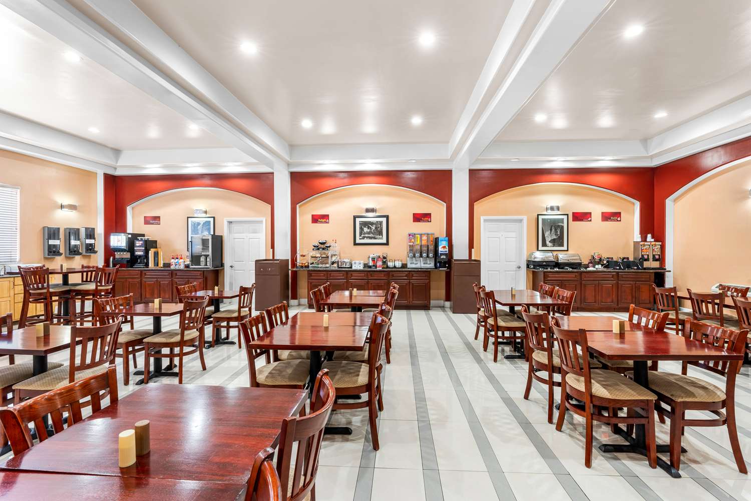 Best Western Plus Yosemite Way Station Motel 33/44