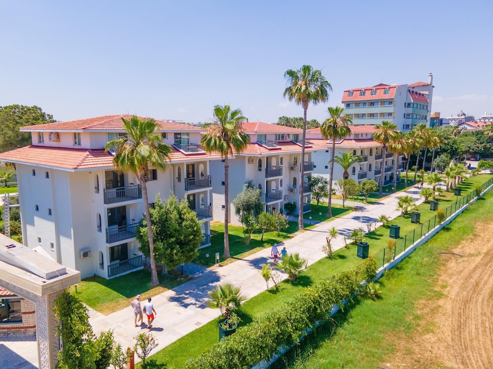 Sural Garden 65/66