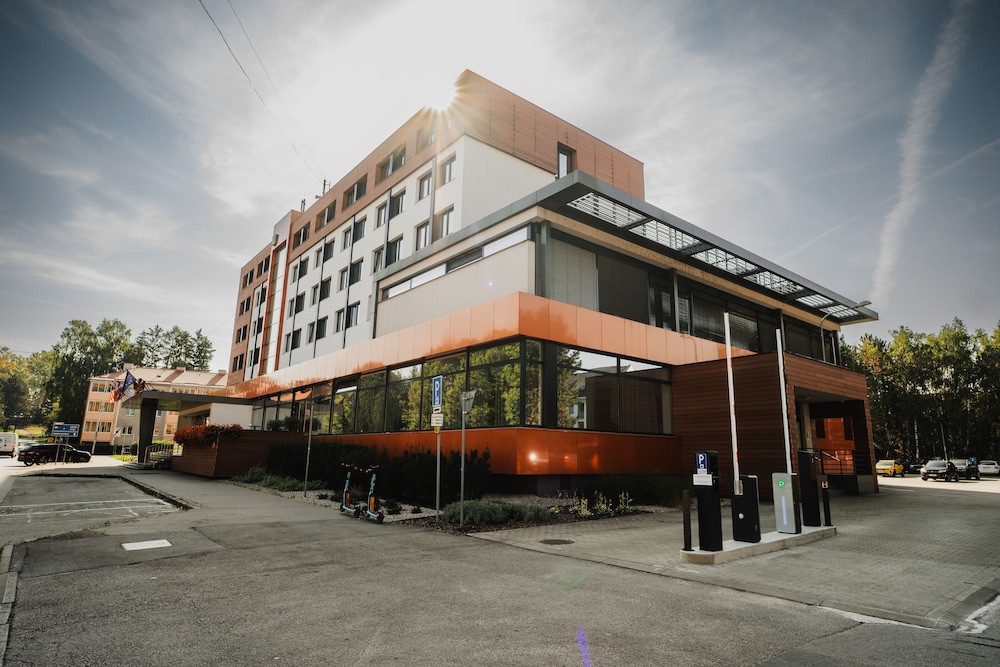 TURIEC HOTEL 50/54
