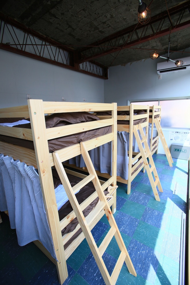 Kamp Houkan Cho Backpacker S Inn Lounge 30/36