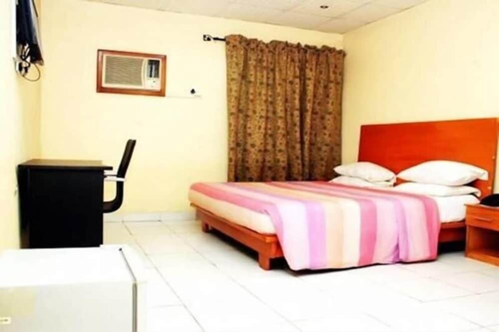 Hotel 1960 Eagles Park 26/50