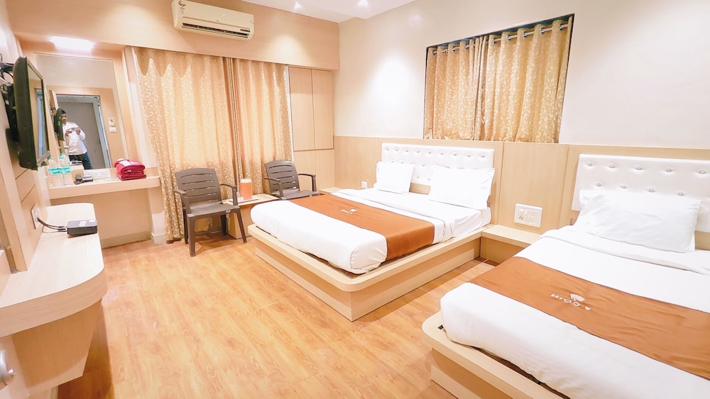 Hotel Yog Palace 17/50