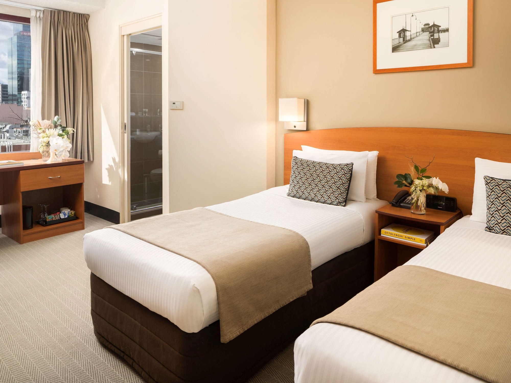 STANDARD, TWIN BEDS