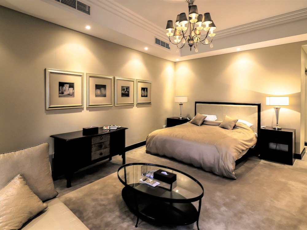 Mercure Grand Hotel Seef - All Suites 23/67