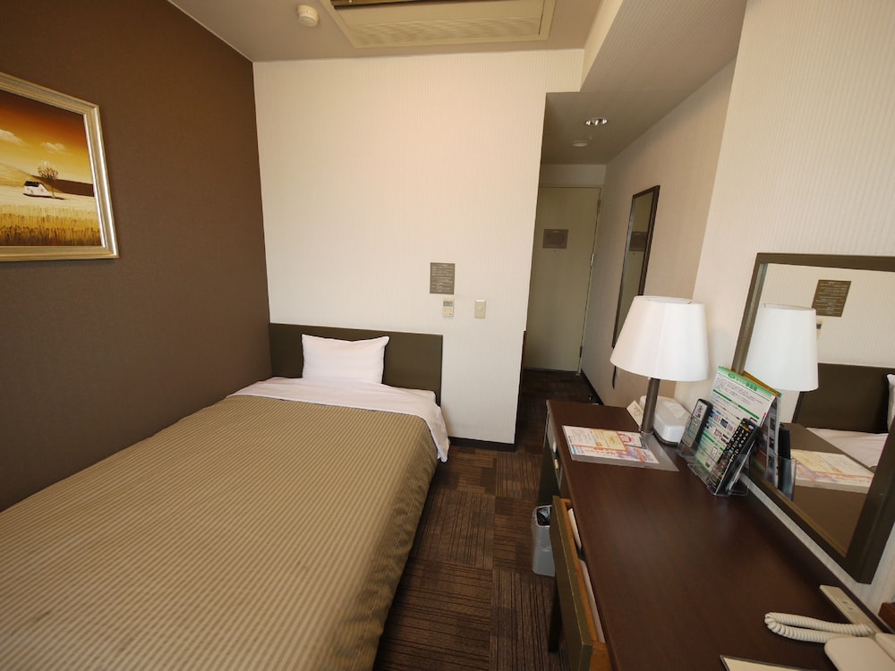 Hotel Route-Inn Court Uenohara 8/43