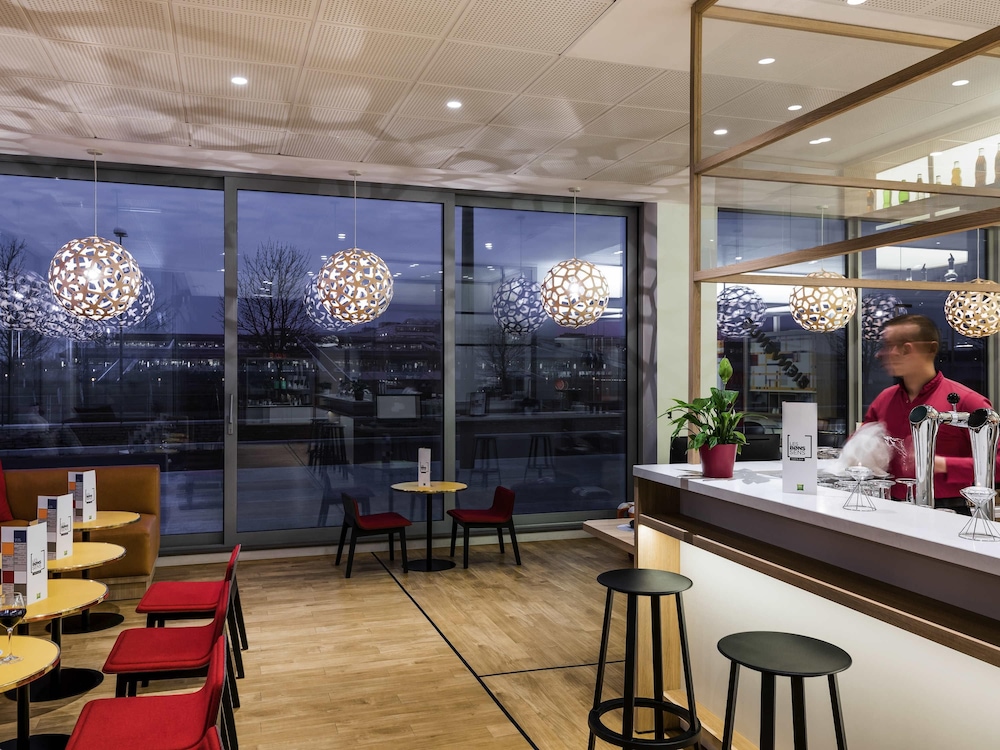 Ibis Styles Guyancourt Versailles 51/69