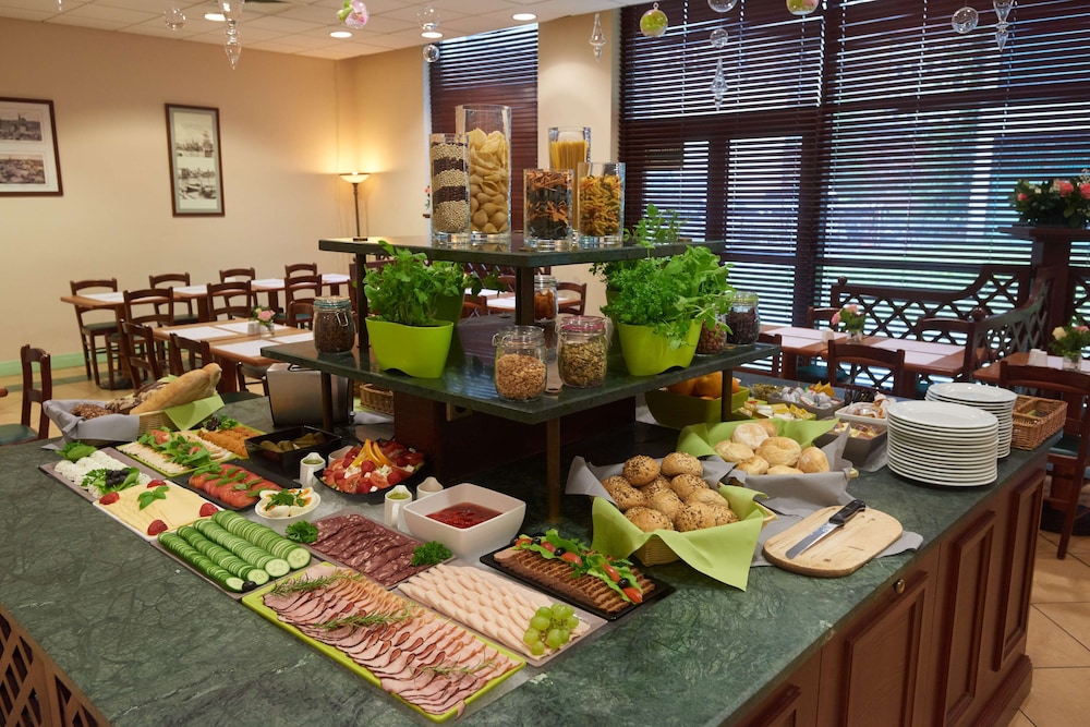 restaurant-cafeteria