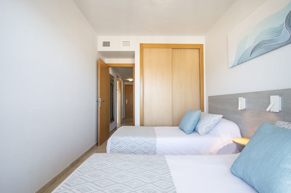 2 BEDROOMS, APARTMENT, BALCONY