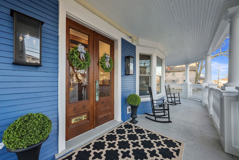 The Washington Boutique Hotel near Cedar Point & Sports Center 25/50