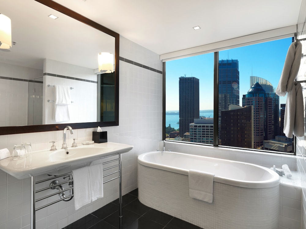 Amora Hotel Jamison Sydney 46/50