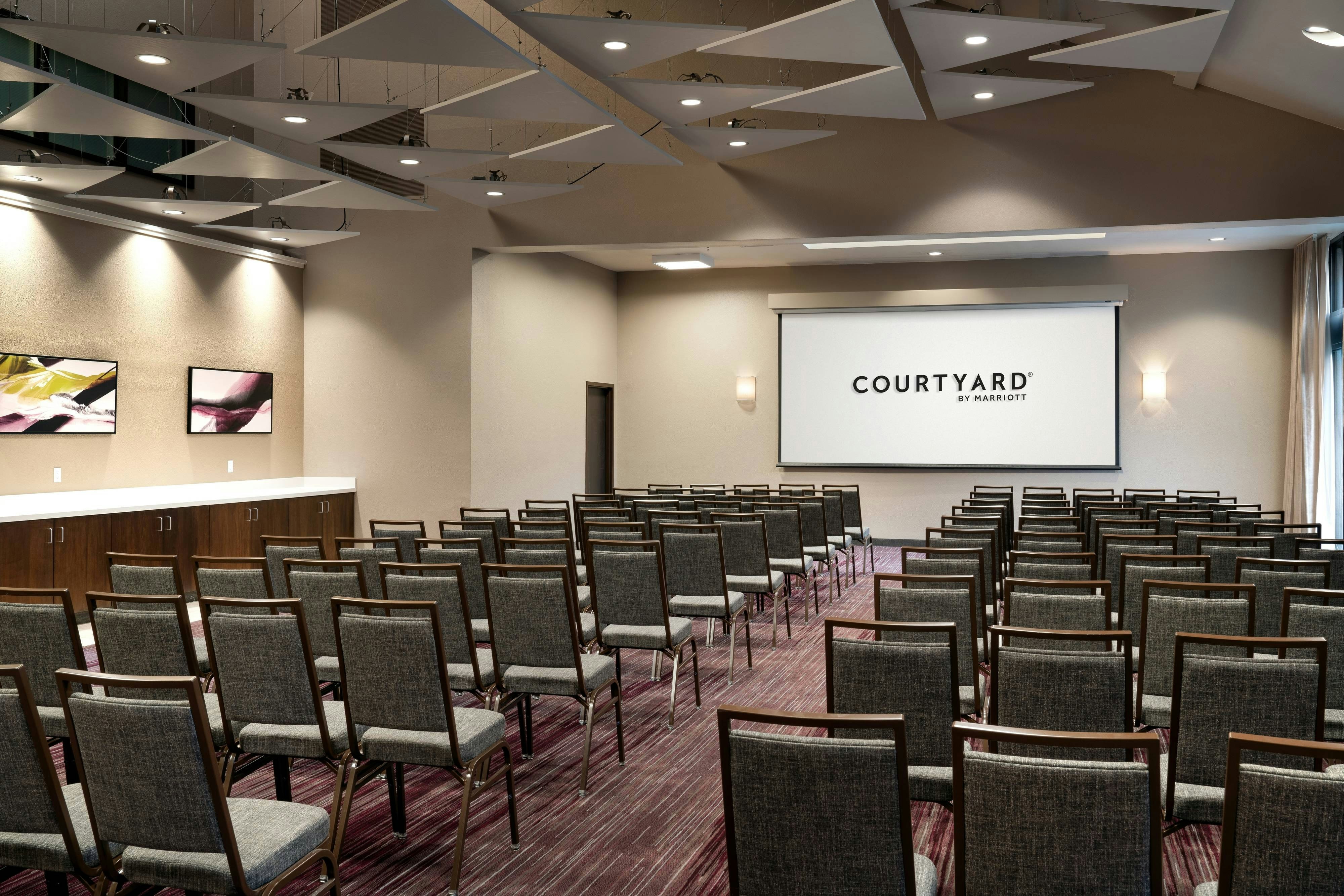 Courtyard by Marriott San Francisco Airport 11/17