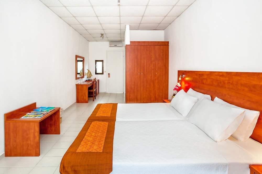 SUPERIOR, DOUBLE BED, GARDEN VIEW