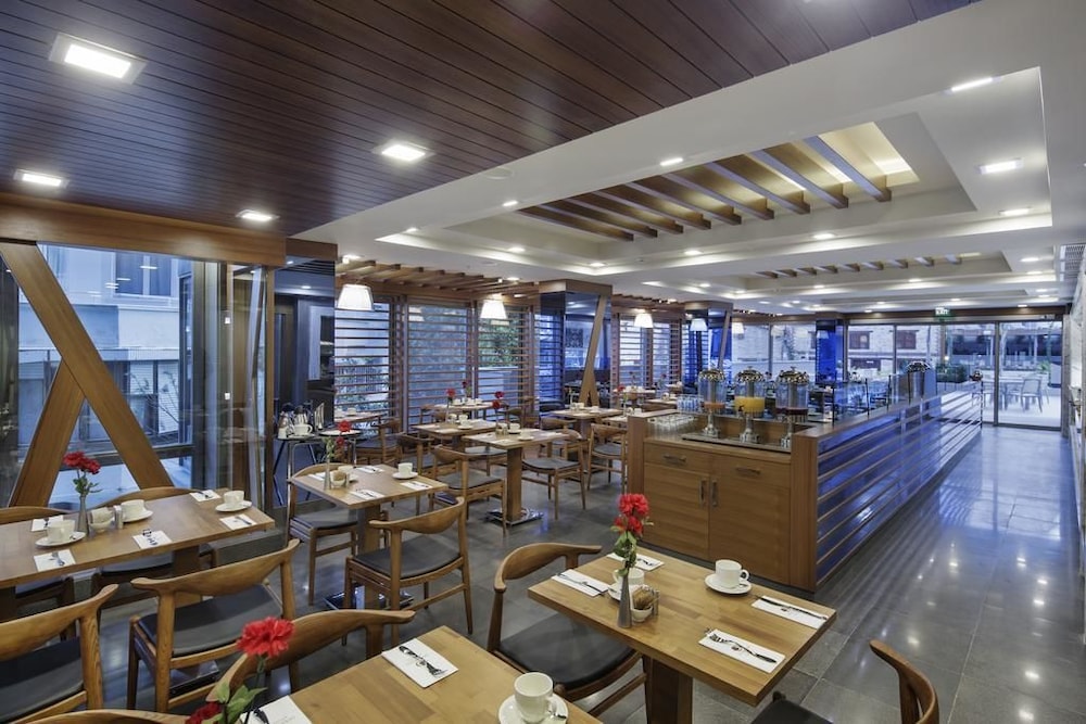 restaurant-cafeteria