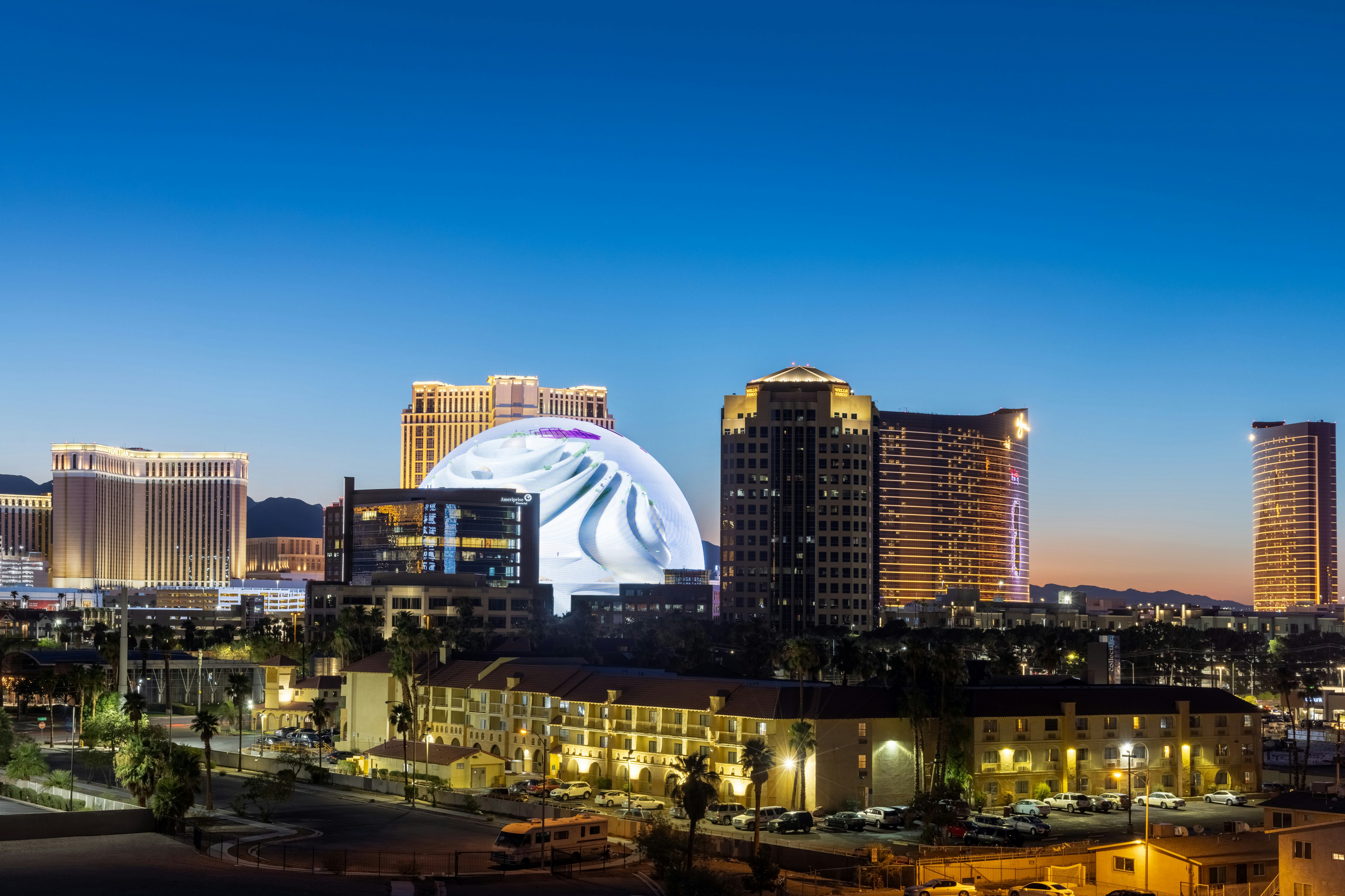 DoubleTree by Hilton Las Vegas East Flamingo 21/23
