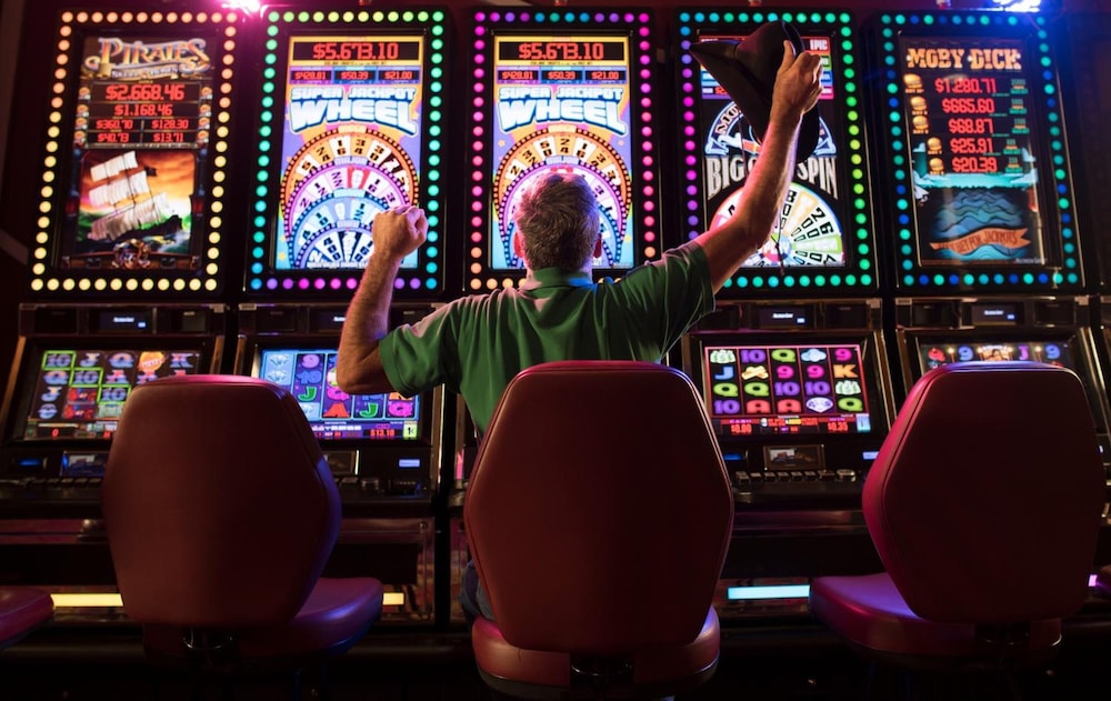River Bend Casino & Hotel 41/45