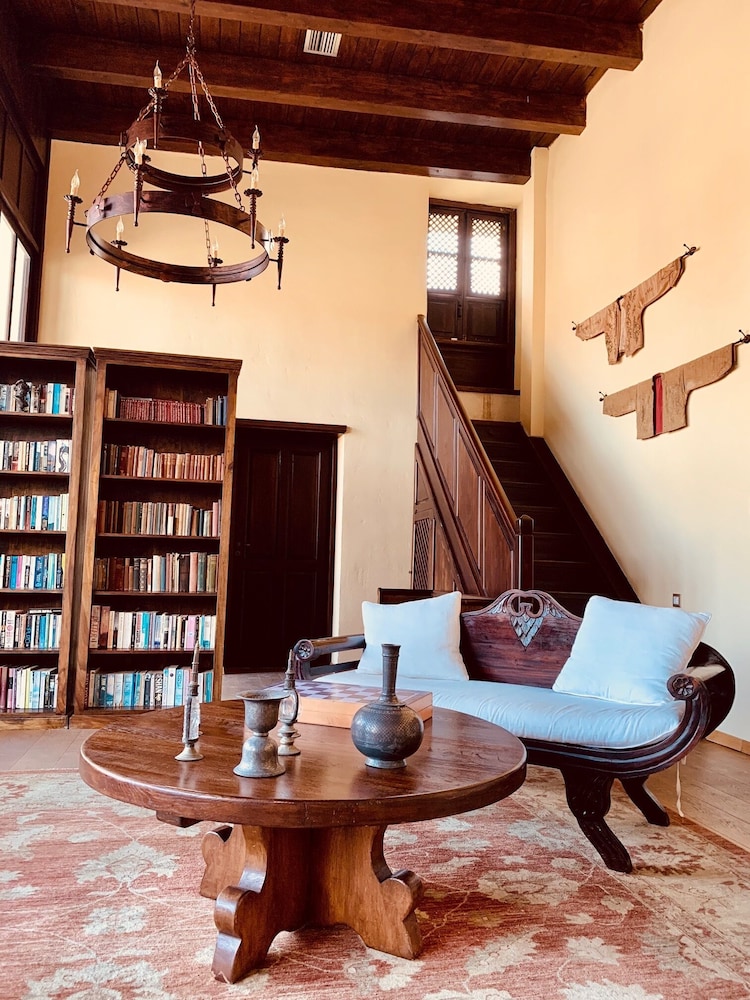 Spirit Of The Knights Boutique Hotel 33/76