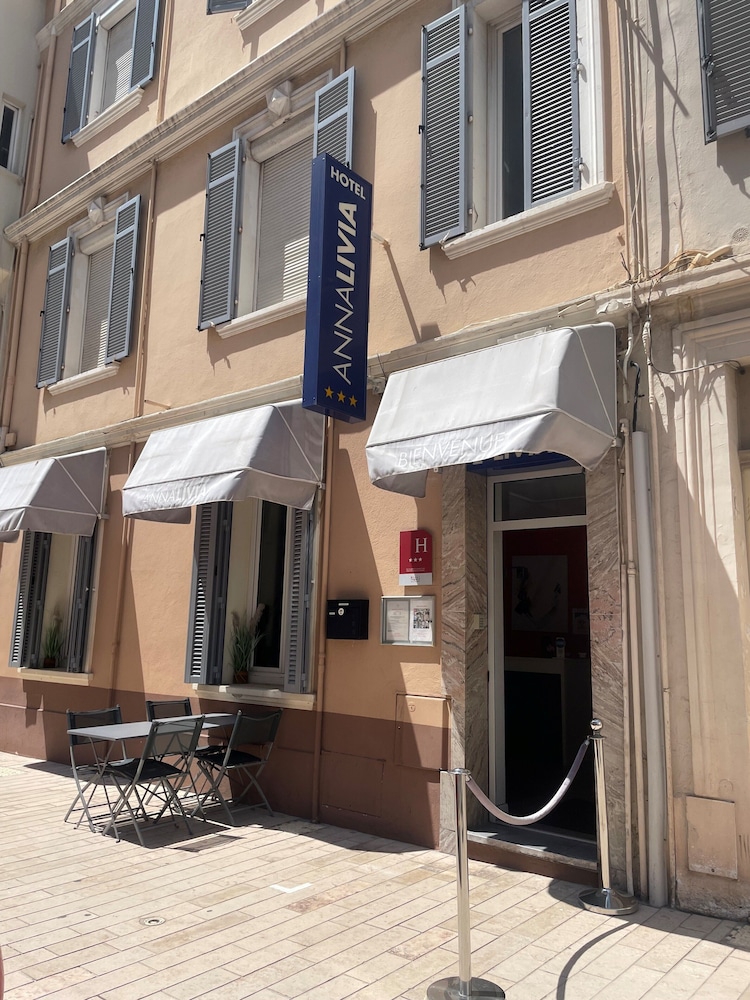 HOTEL ANNA LIVIA 6/56