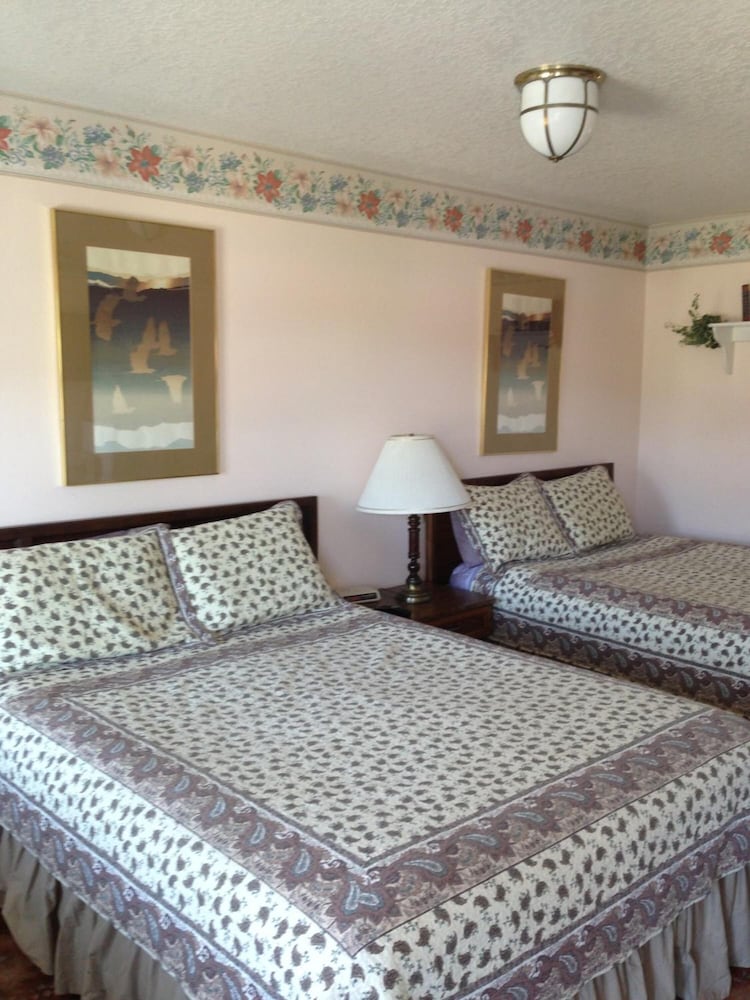 Sweet Breeze Inn 29/65
