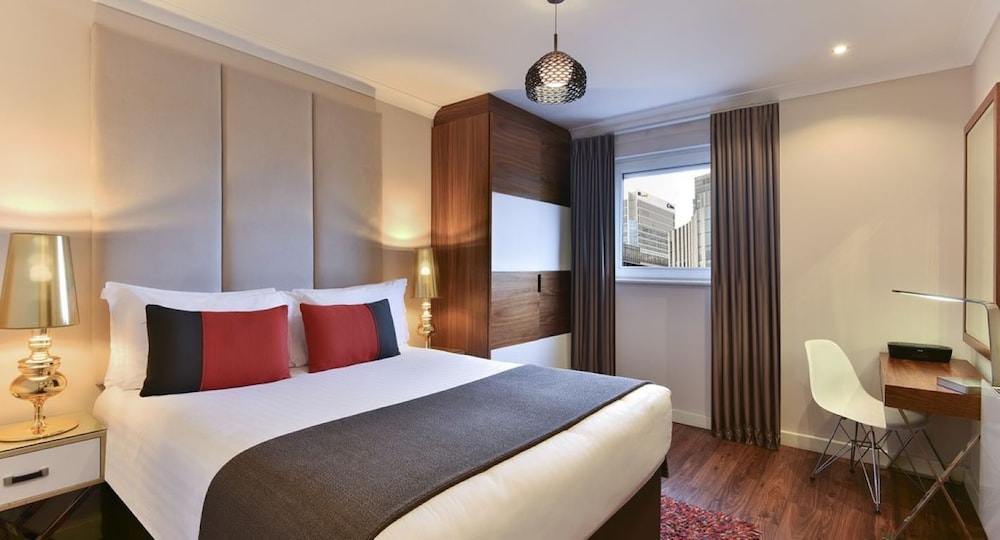 1 BEDROOM, DELUXE