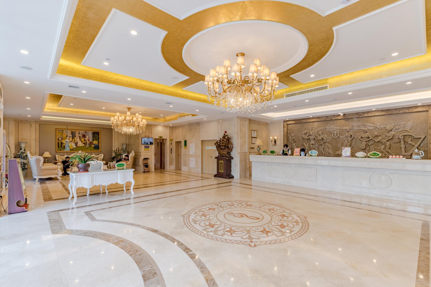 Vienna Hotel (Feidong Dongcheng High Speed Railway Station) 11/39