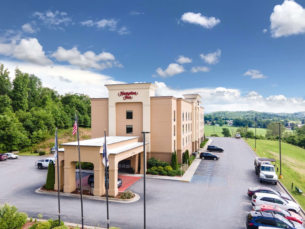 Hampton Inn Elkins 1/44