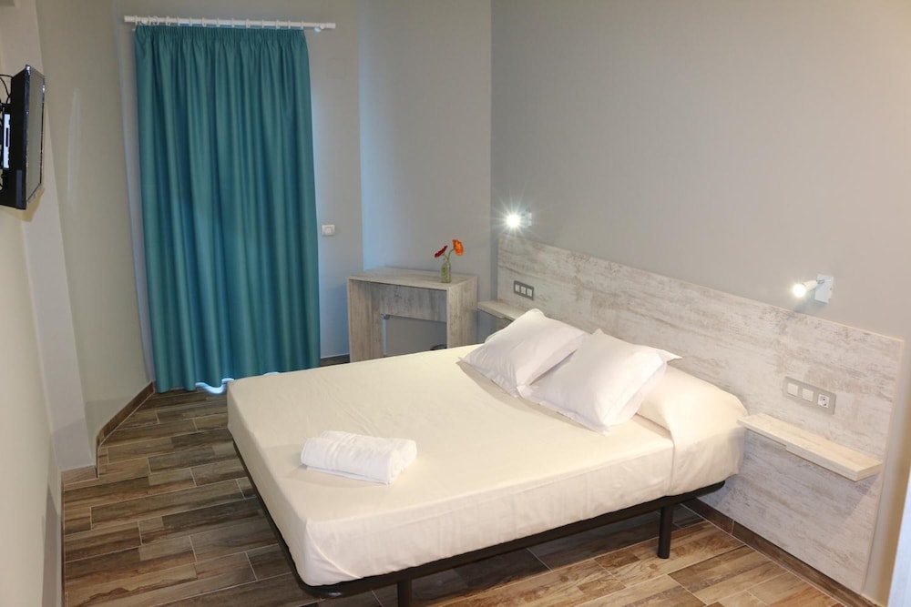 Te Mana Hotel 12/38