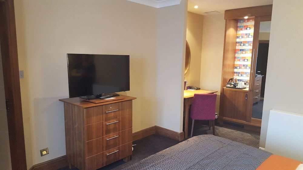 Cambridge Belfry Hotel & Spa 53/63