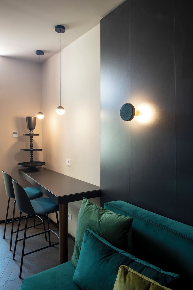 Colonna Suite 52/78