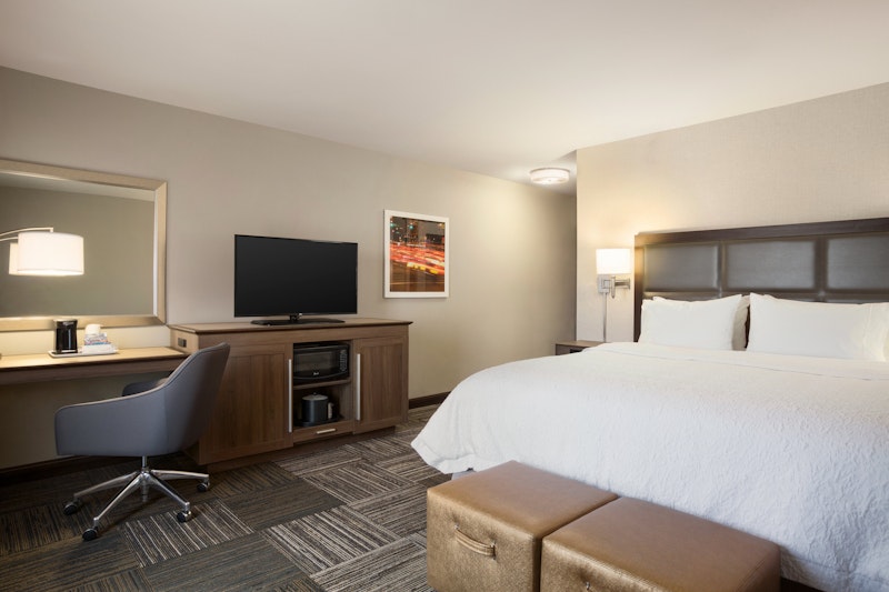 Hampton Inn and Suites Minooka 32/37